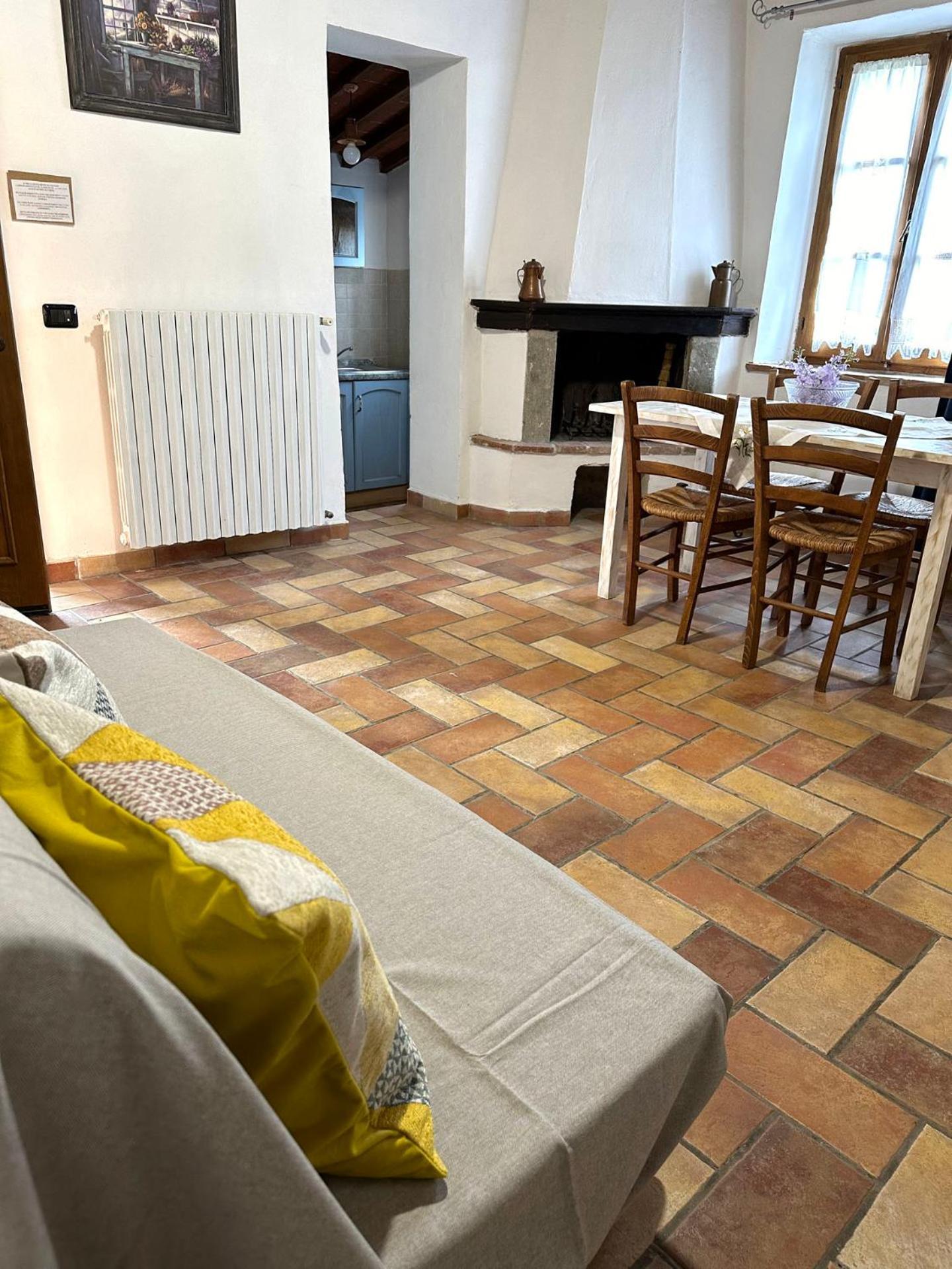 Residence Lucignano Bagian luar foto
